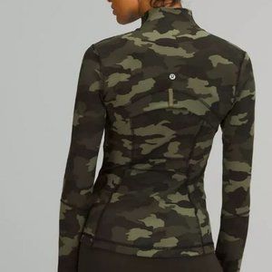 NWOT Lululemon Define Jacker LUON Camo
